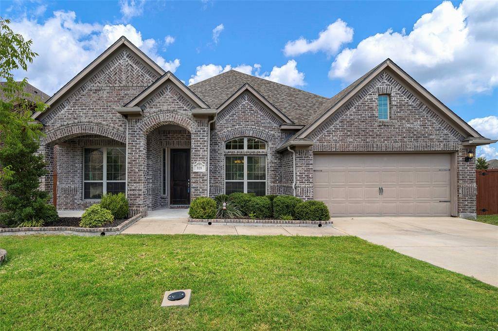 Roanoke, TX 76262,939 Bentley Drive