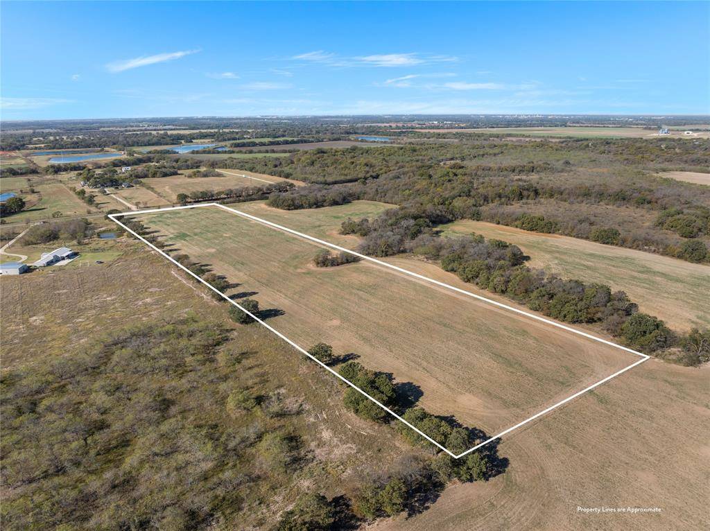 Riesel, TX 76682,1707 W Lake Creek Road