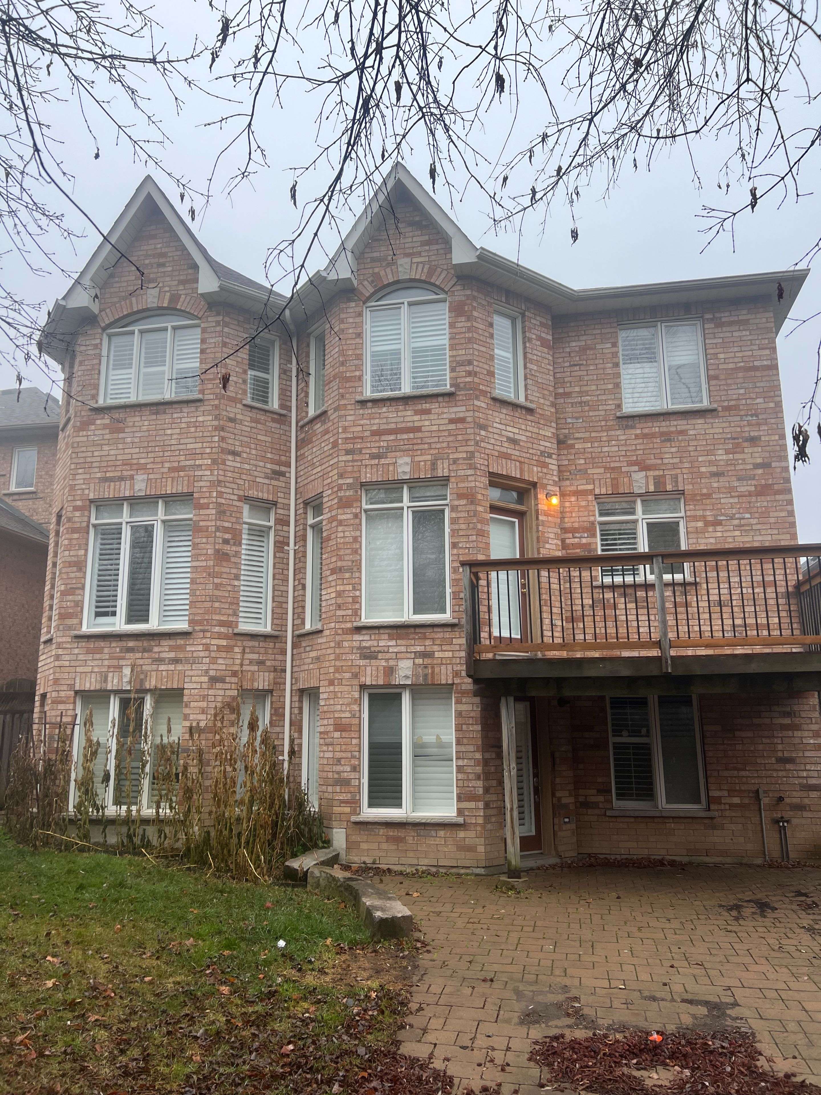 Pickering, ON L1V 7C3,1880 Falconwood WAY