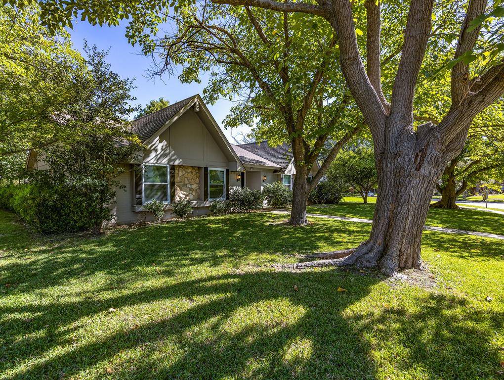 Richardson, TX 75080,432 Pleasant Valley Lane