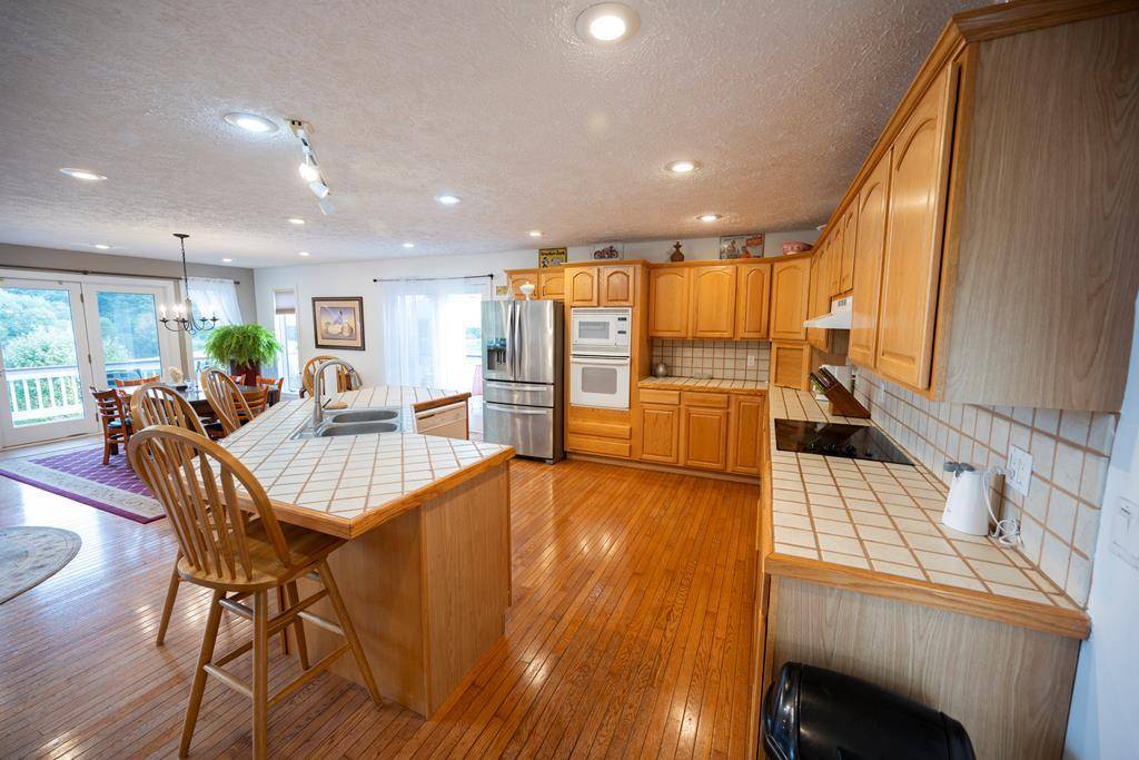 Laurel Fork, VA 24352,45 Lone Oak Ct