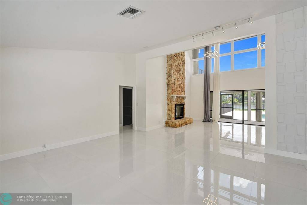 Boca Raton, FL 33433,7475 Estrella Cir