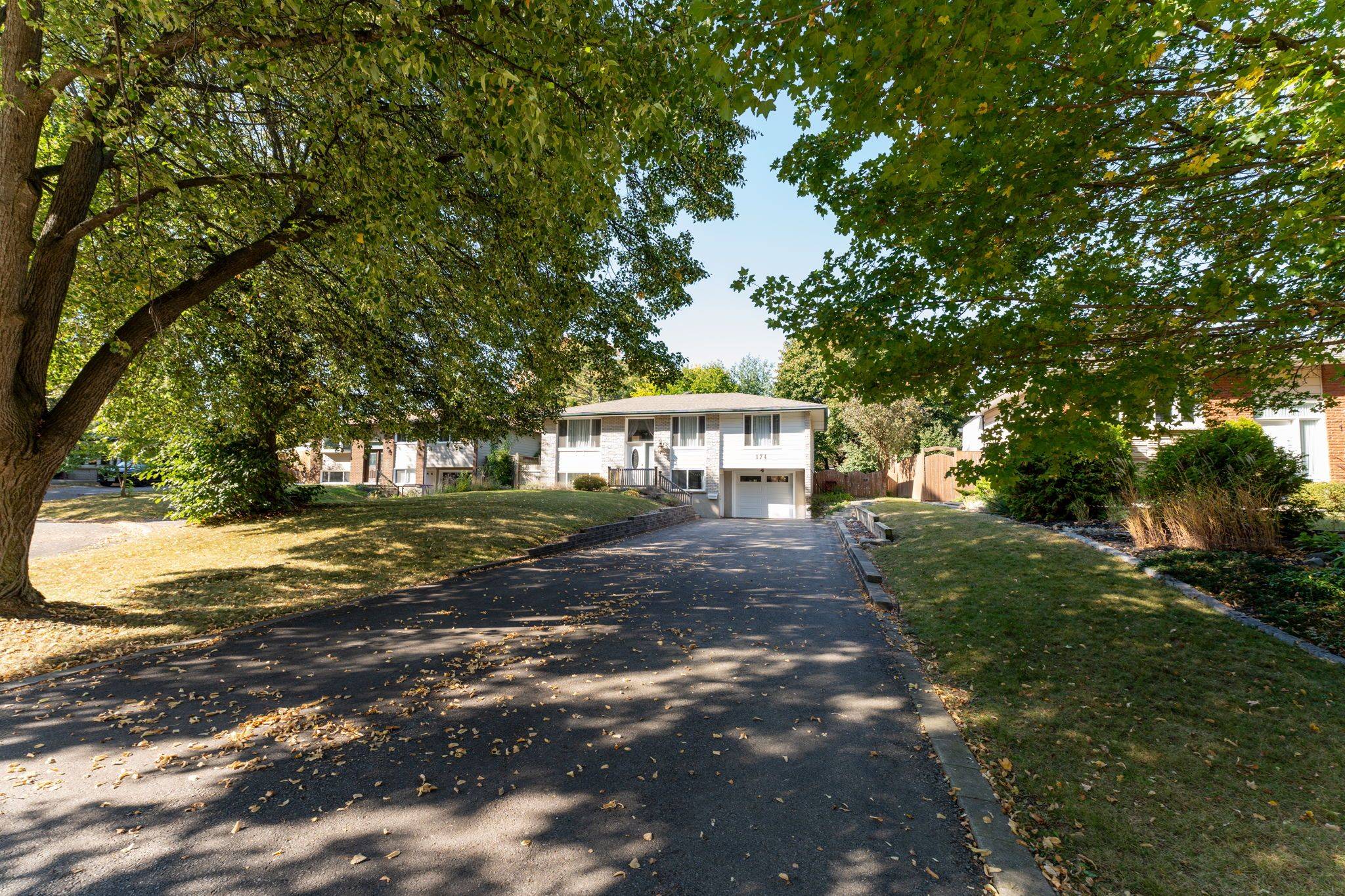 Waterloo, ON N2L 4W9,174 Woodville PL