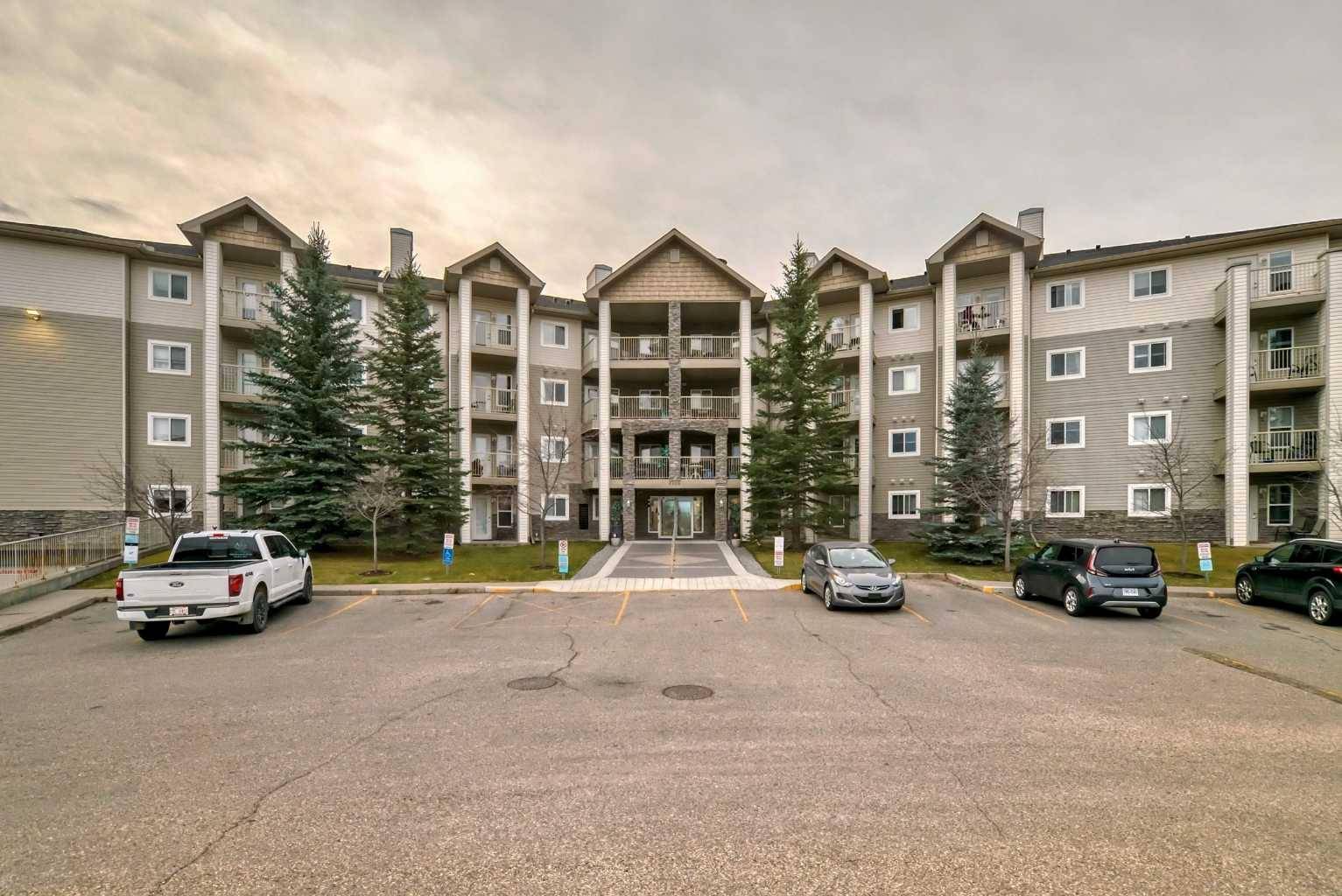 Calgary, AB T2Y 4M1,5000 Somervale CT SW #115