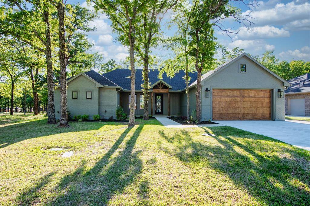 Mabank, TX 75156,213 Colonial Drive