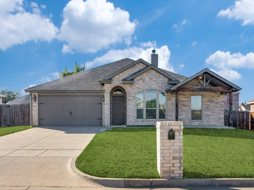 Forest Hill, TX 76140,7414 Caladium Lane