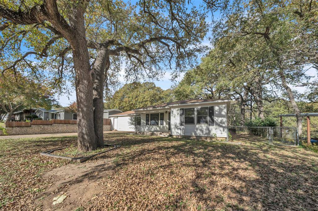 Weatherford, TX 76086,1226 W Ball Street