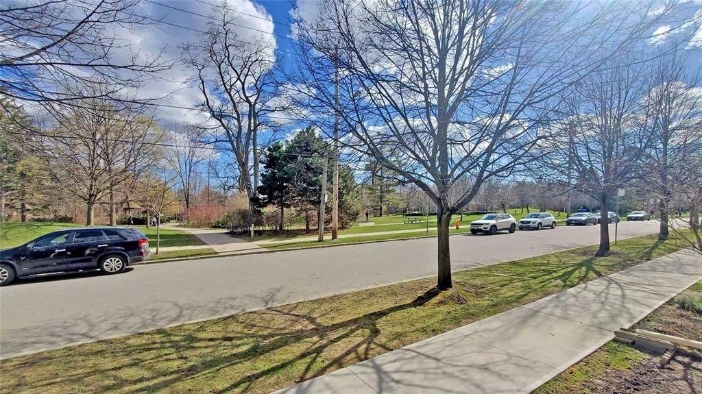 Toronto C07, ON M2N 1X8,94A Ellerslie AVE #Bsmt