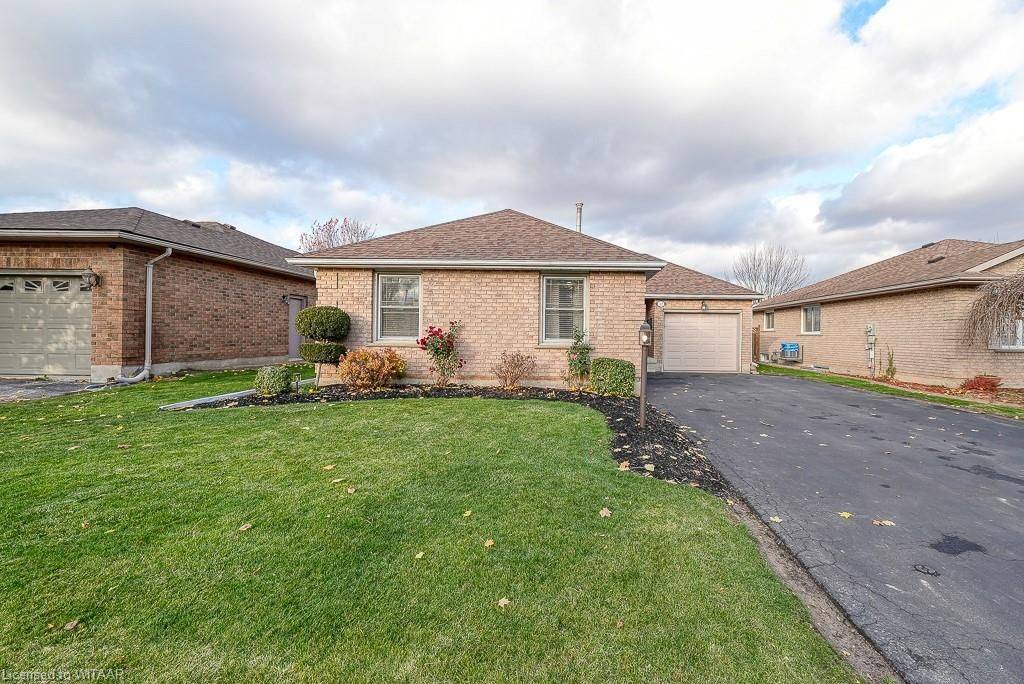 Brantford, ON N3P 1Z1,22 COXWELL CRES