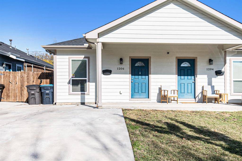 Fort Worth, TX 76110,1206 Lowe Street