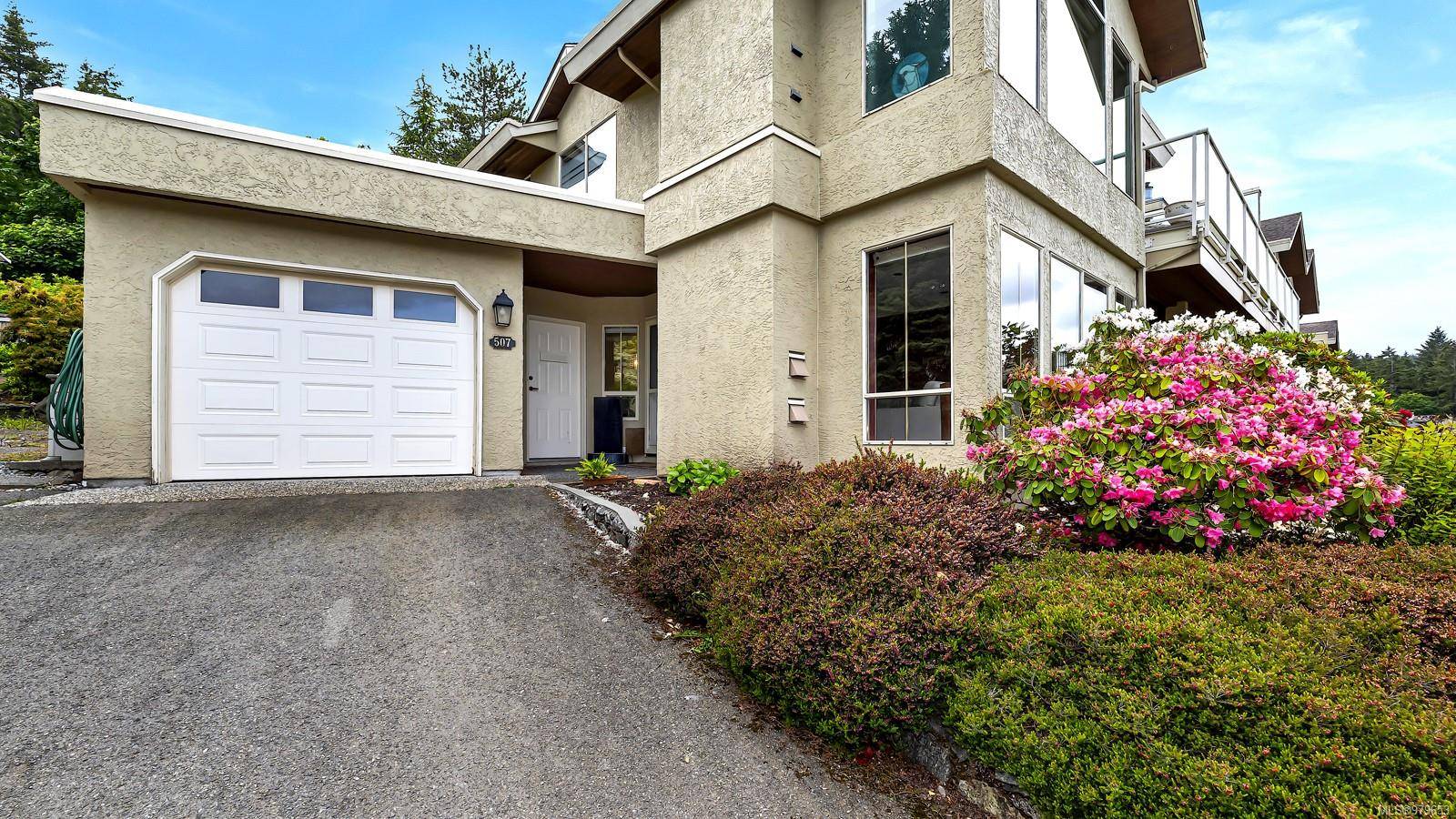 Central Saanich, BC V8M 1N8,6880 Wallace Dr #507