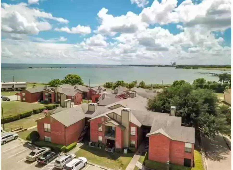 Garland, TX 75043,5913 Lake Hubbard Parkway #221