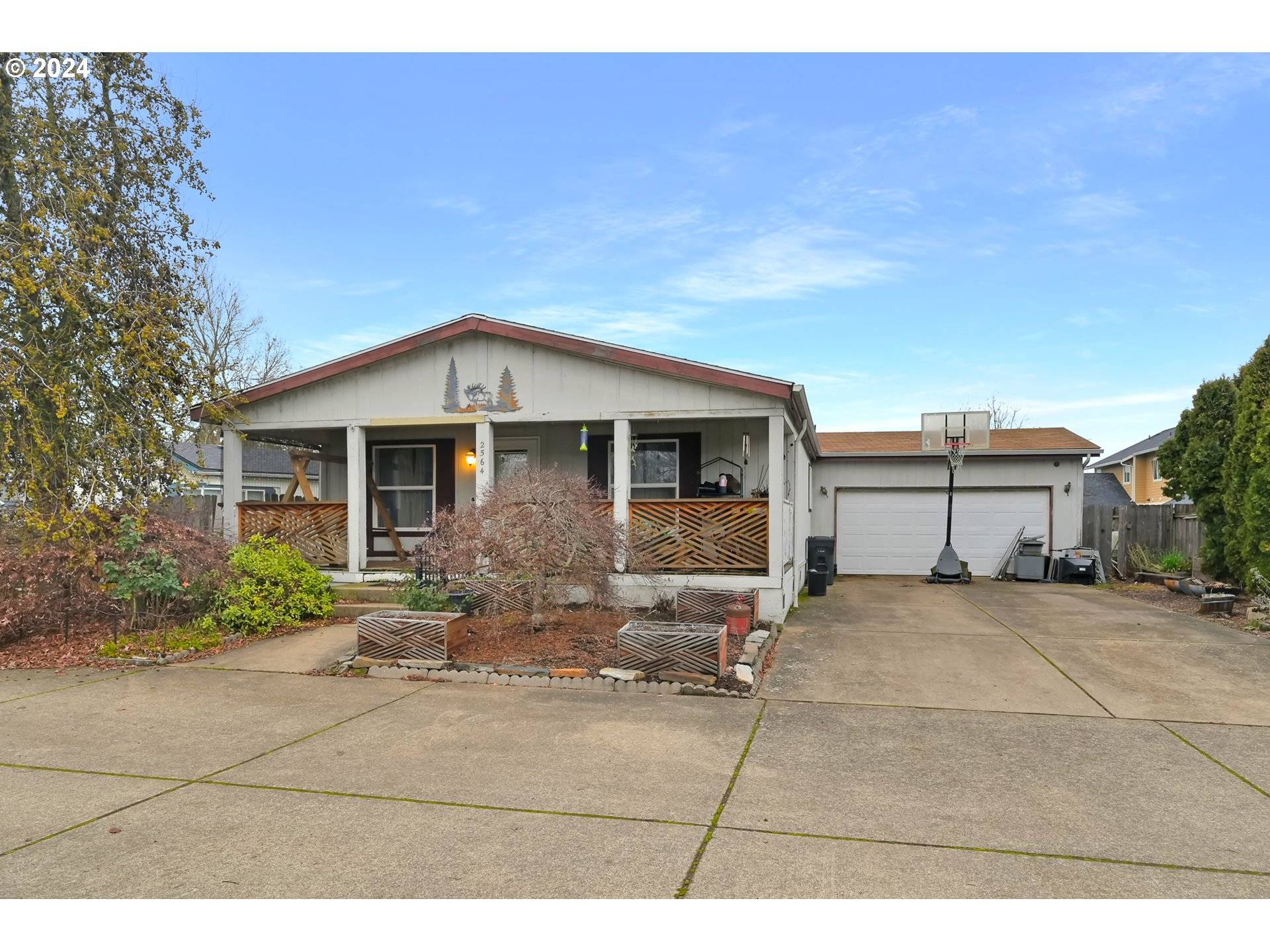 Eugene, OR 97402,2564 Rosebay ST