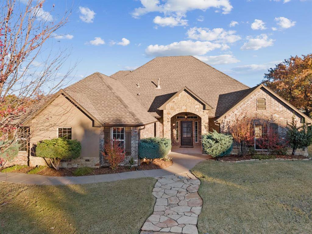 Oklahoma City, OK 73151,10316 Ashewood Drive