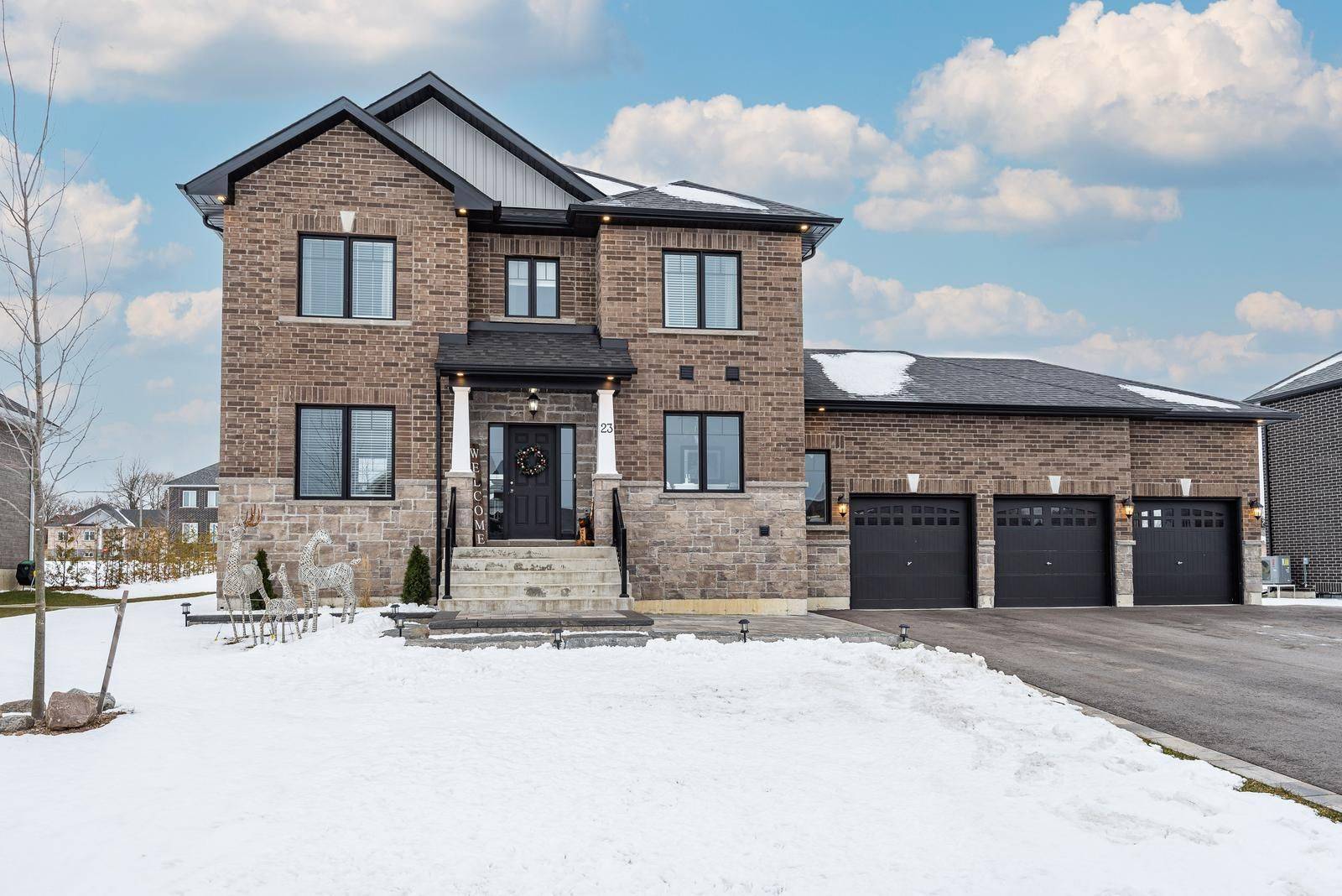 Kawartha Lakes, ON K0M 2T0,23 McCrae CRES