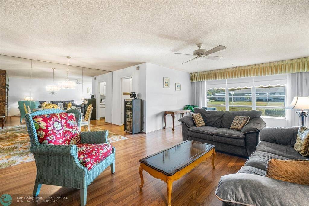 Delray Beach, FL 33445,195 High Point Ter  #B