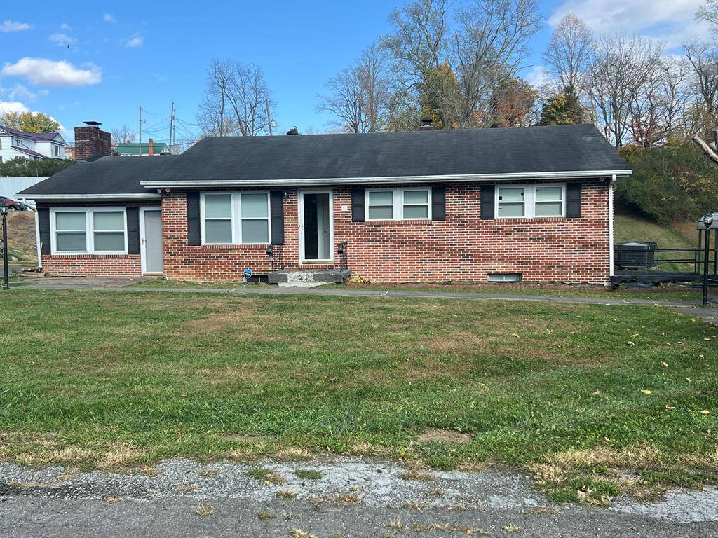 Honaker, VA 24260,33 Maplewood Drive