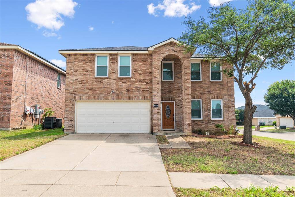 Arlington, TX 76002,8409 Plantain Court