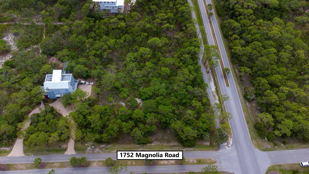 St. George Island, FL 32328,1752 Magnolia Rd