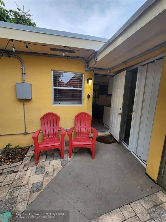 Wilton Manors, FL 33305,2032 NE 26th St  #4