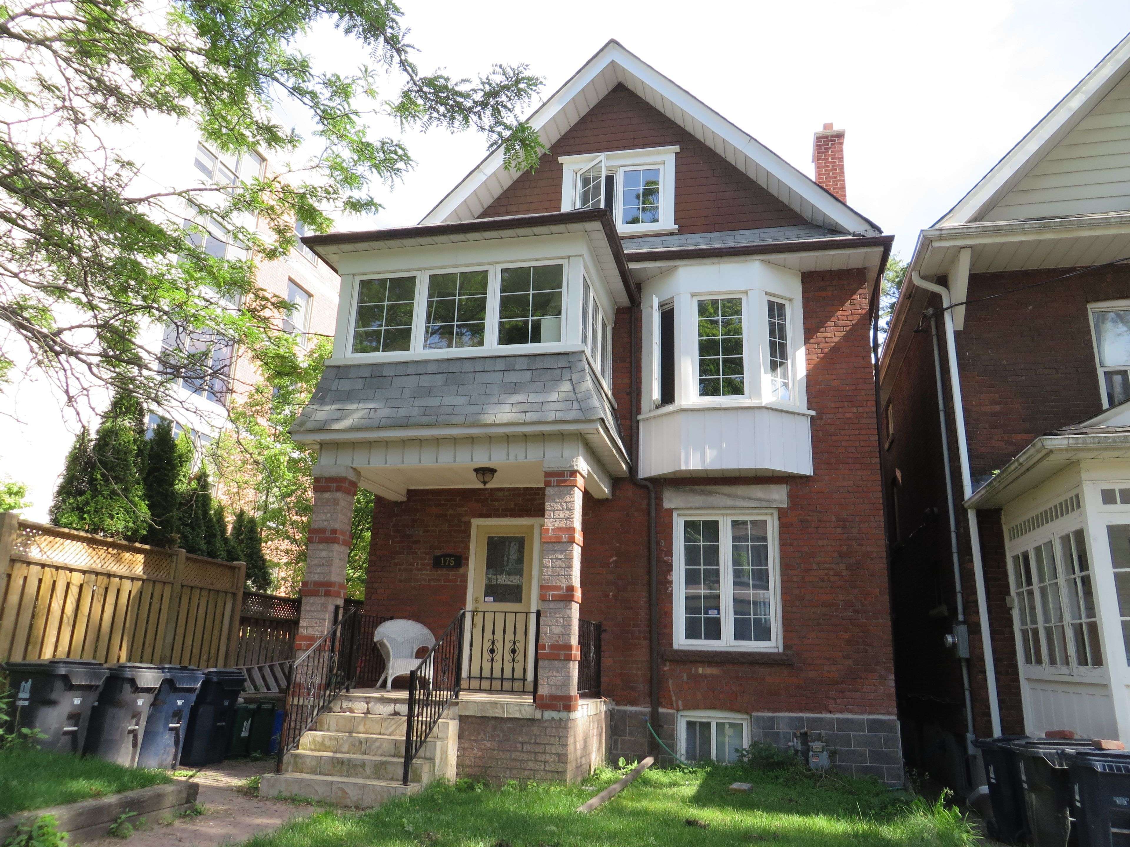 Toronto W01, ON M6R 1E9,175 Marion ST #Second