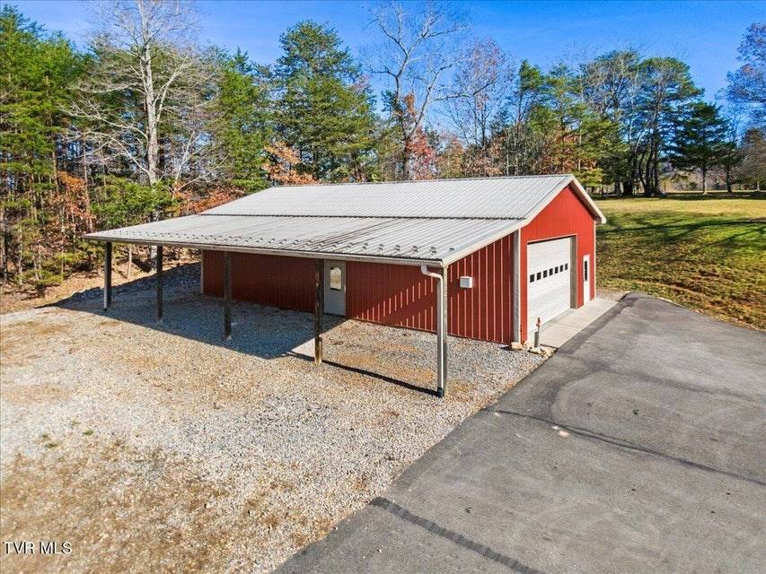 Thaxton, VA 24174,1303 Thaxton Mountain Rd