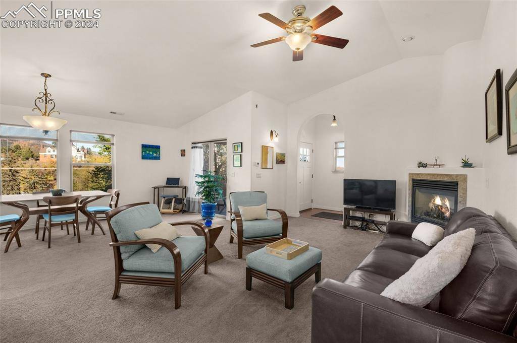 Manitou Springs, CO 80829,10 Taos PL