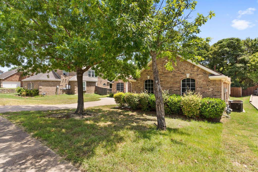 Desoto, TX 75115,304 Big Bend Drive