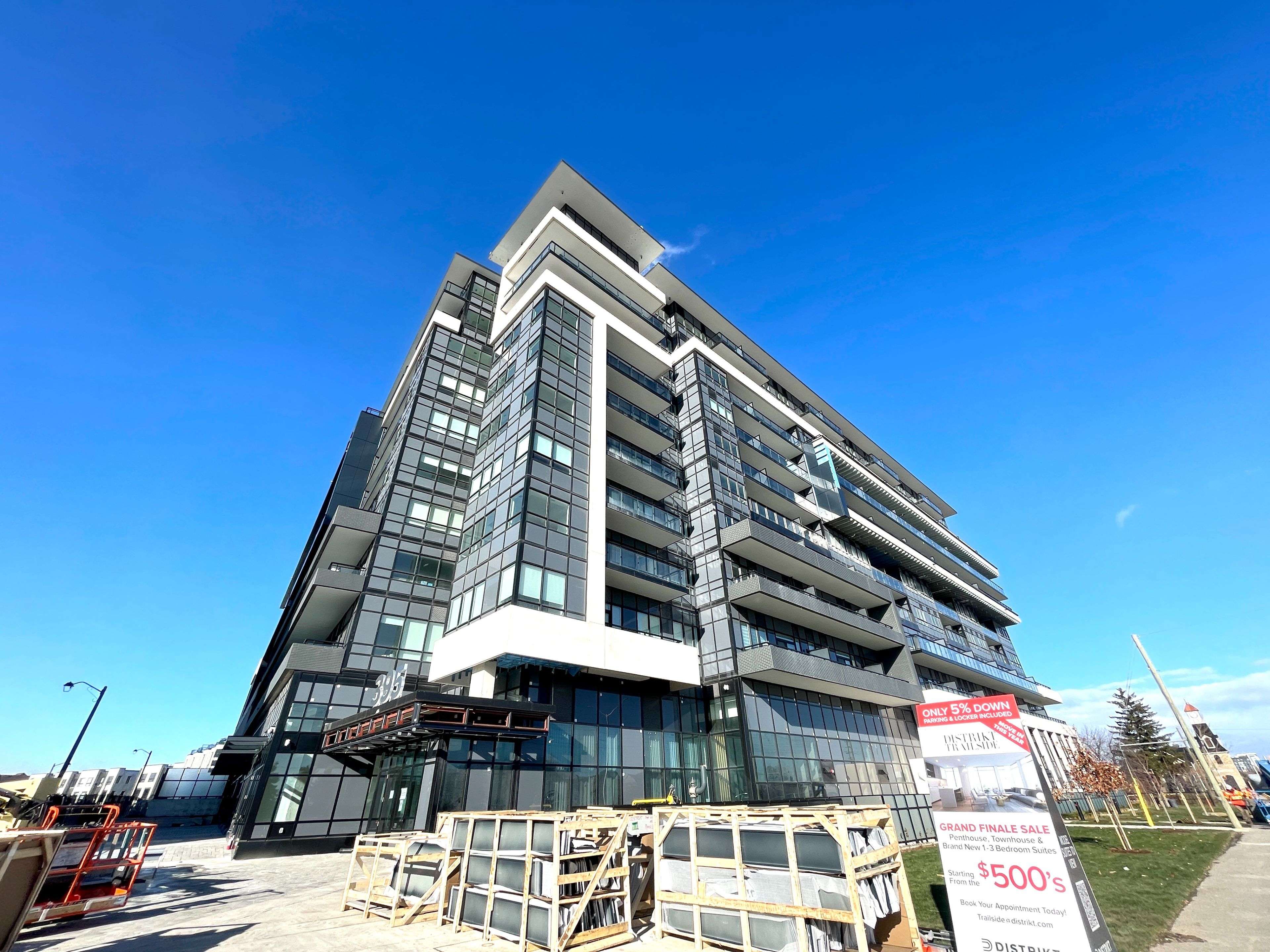 Oakville, ON L6M 4M2,395 Dundas ST W #806