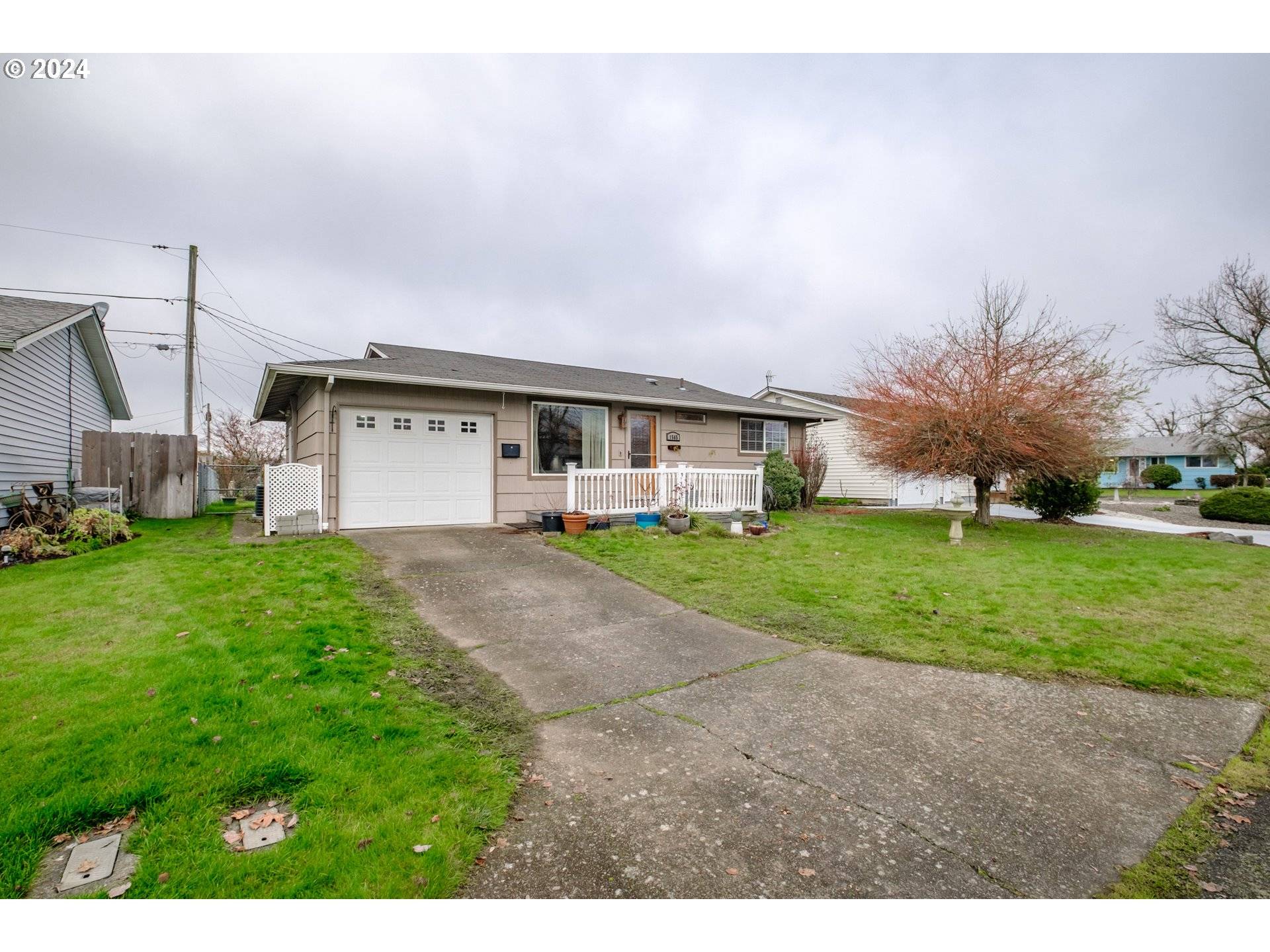 Woodburn, OR 97071,1565 ASTOR WAY