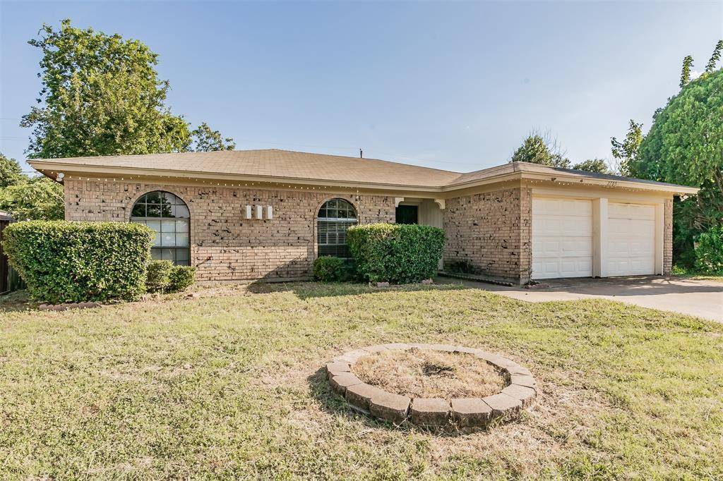 Fort Worth, TX 76133,2705 Amber Drive S