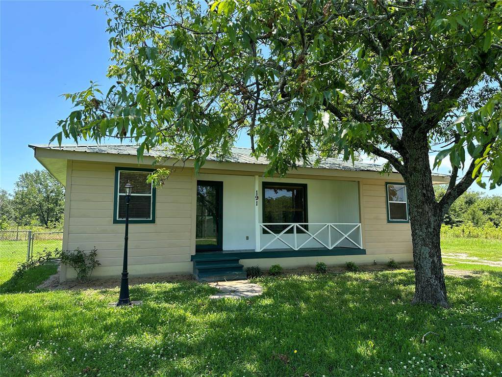 Bogata, TX 75417,191 Grayson Street