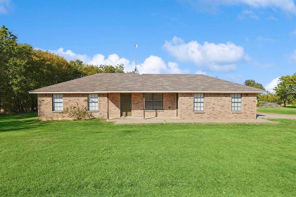 Krum, TX 76249,6146 Hawkeye Road