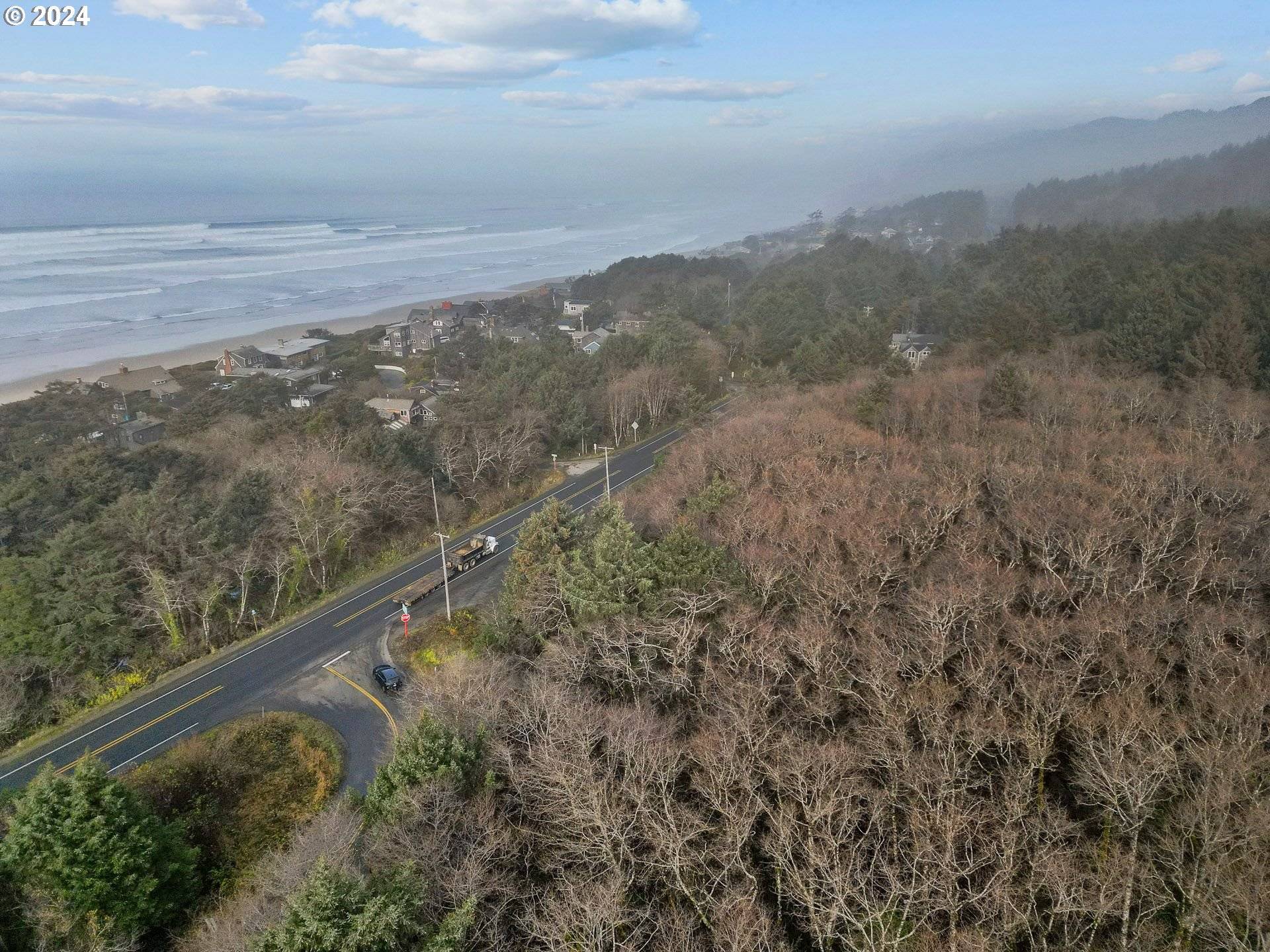 Arch Cape, OR 97102,8500 E Beach RD