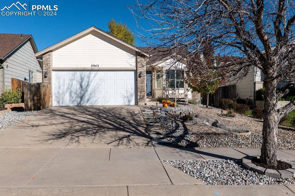 Colorado Springs, CO 80923,5943 Pioneer Mesa DR