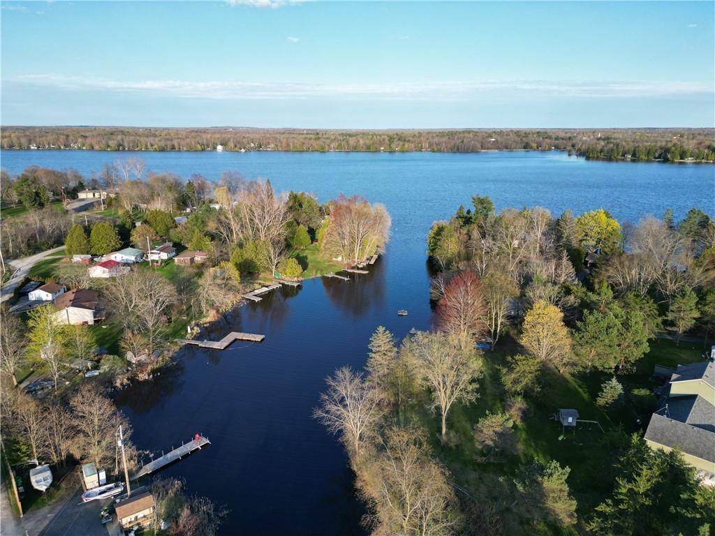 Rideau Lakes, ON K0G 1X0,0 BLUE HERON LN