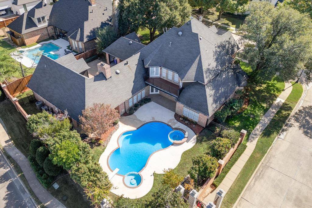 Colleyville, TX 76034,102 Mill Crossing E