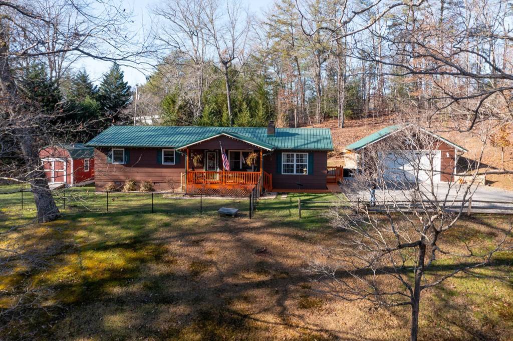 Hayesville, NC 28904,289 Lance Cove Road