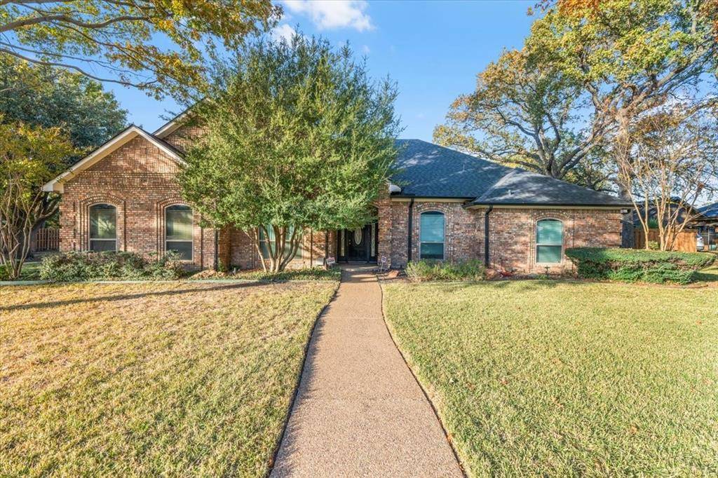 Keller, TX 76248,805 Tall Oak Lane