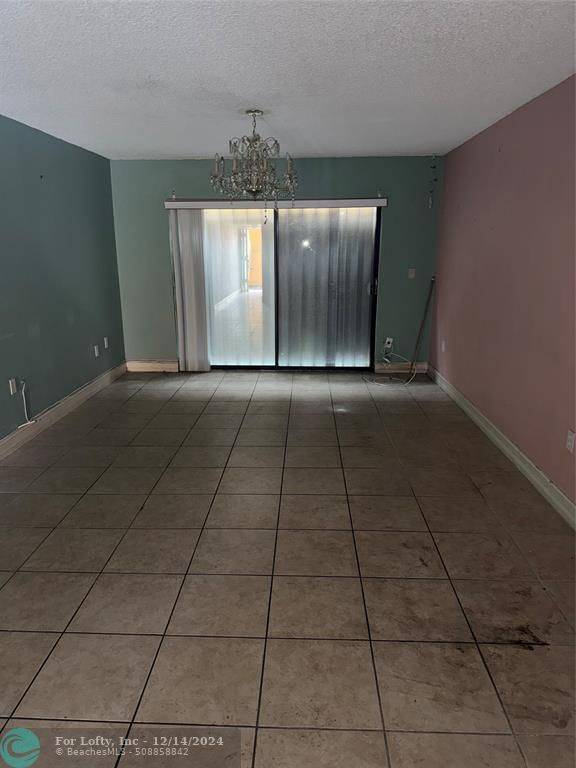 Hialeah, FL 33016,180 Royal Palm Rd #116