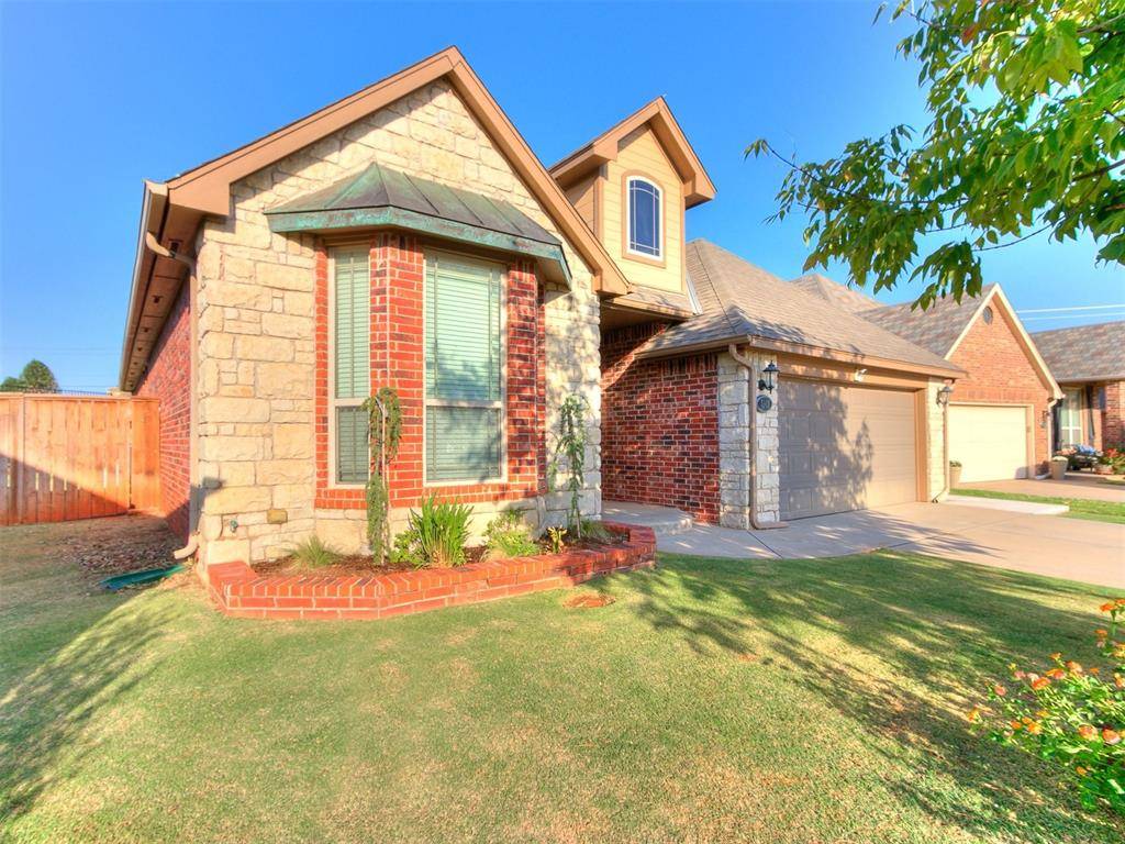 Edmond, OK 73013,5901 Hickory Bend Circle