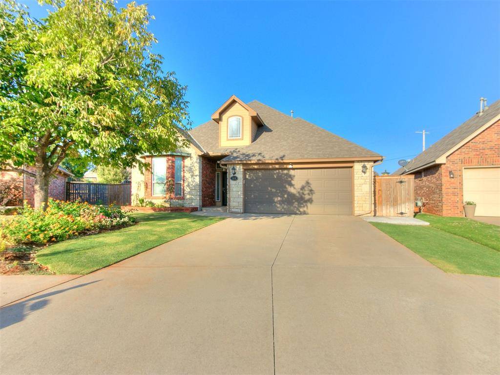 Edmond, OK 73013,5901 Hickory Bend Circle