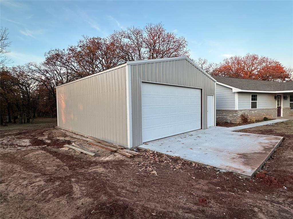 Meeker, OK 74855,342558 E 1020 Road