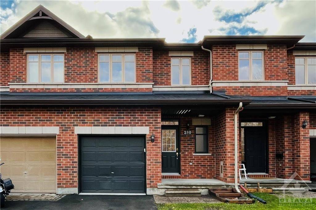 Kanata, ON K2W 0B8,280 CELTIC RIDGE CRES