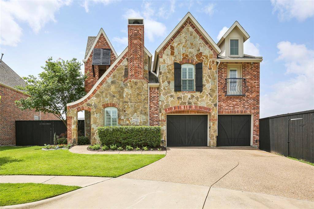 Plano, TX 75024,7020 Redstone Lane