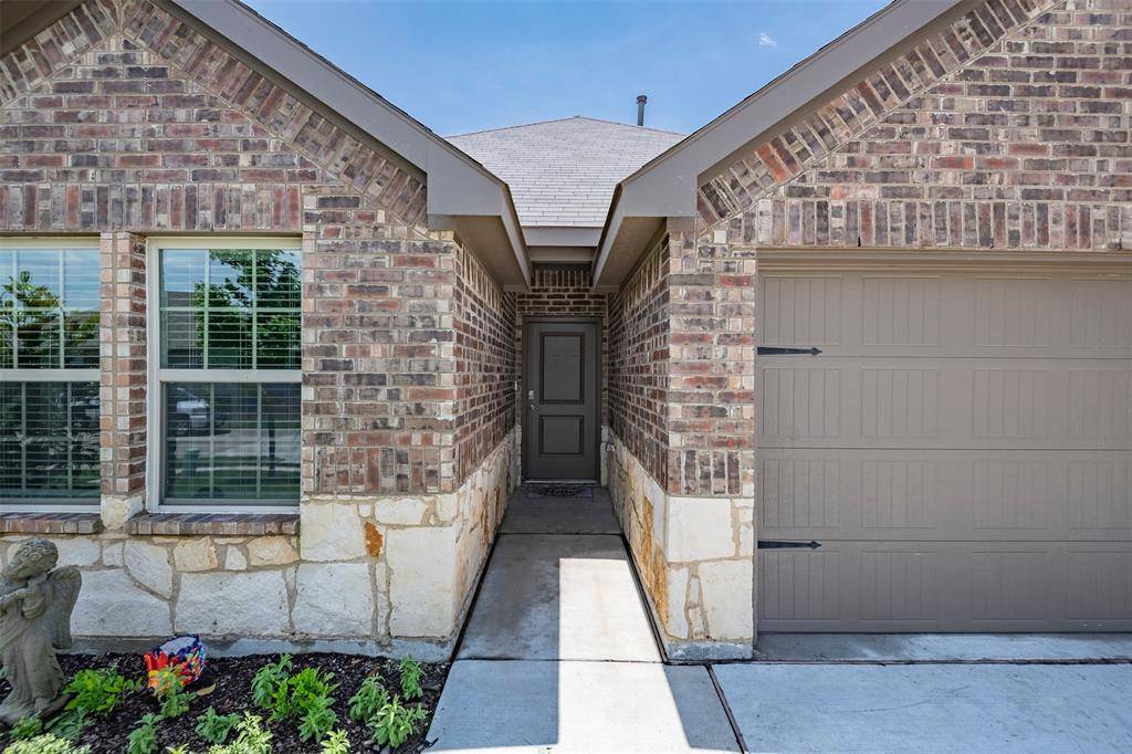 Waxahachie, TX 75165,251 Thoroughbred Street