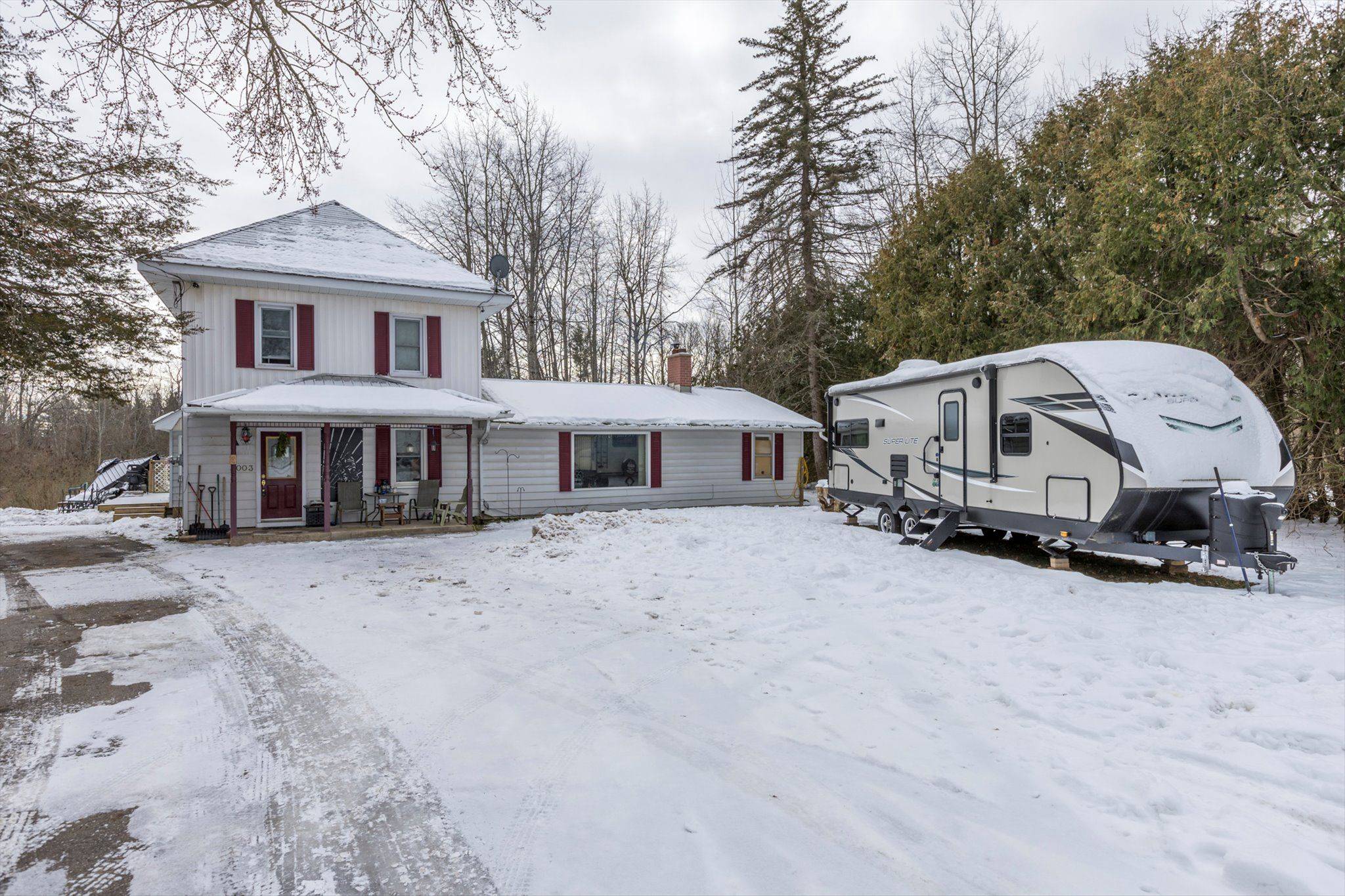 Smith-ennismore-lakefield, ON K0L 2H0,3003 Clear Lake RD