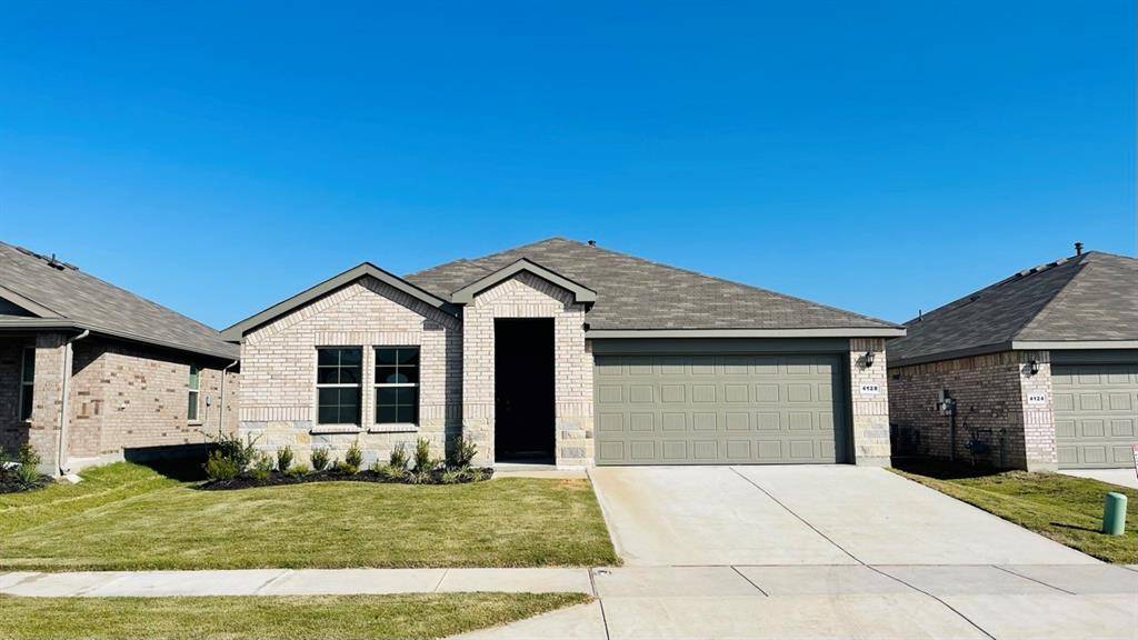 Fort Worth, TX 76036,4128 CROOKED BEND Drive