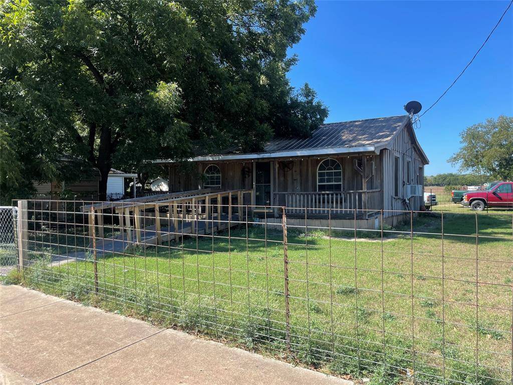 Clifton, TX 76634,714 N Avenue I