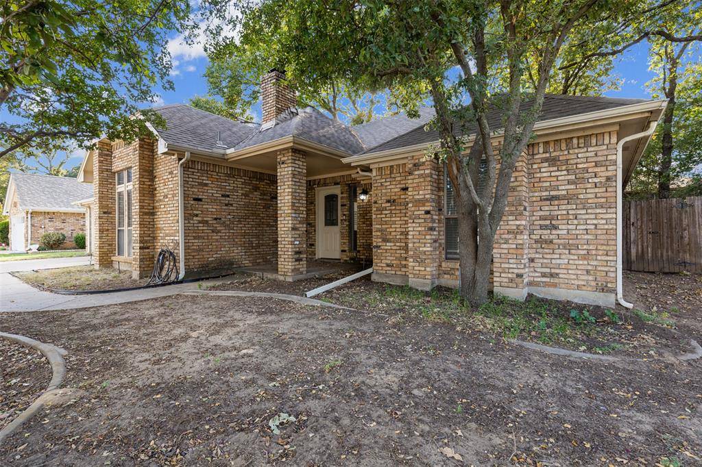 Arlington, TX 76001,6004 Green Forest Court